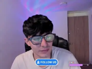 Chaturbate Best live sex cam show of mikeyvioleta