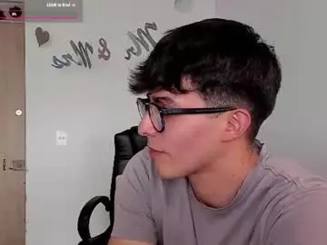 Chaturbate Adult Video Chat of mikeyvioleta
