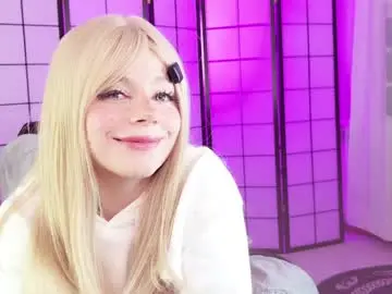 Chaturbate Live Sex Cam of shycinderella