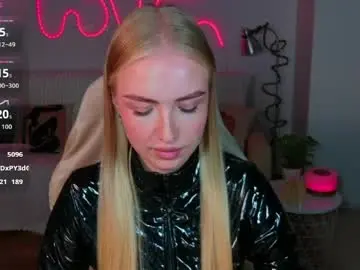 Chaturbate Live Sex Cam of tessahamilton