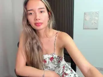 Chaturbate Watch Live Sex Cams of queen_lucias