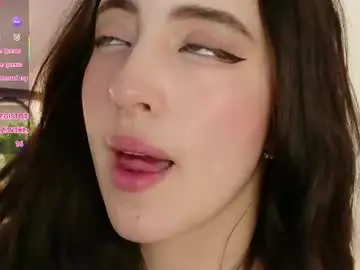 Chaturbate Live Porn of rebeccawhite_meow