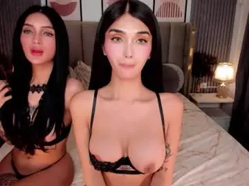 Chaturbate Watch Live Sex Cams of emeraldfvckinggreyson