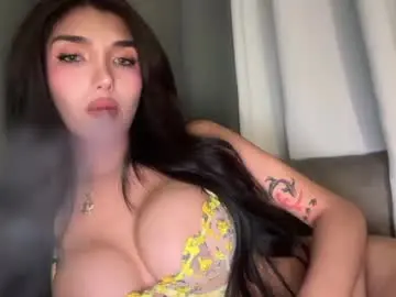 Chaturbate Nude Webcam of emeraldfvckinggreyson