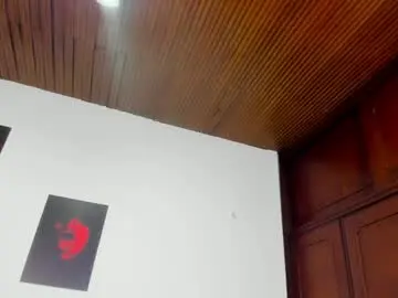 Chaturbate Free Live Porn of pamelaqueen_1