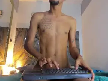 Chaturbate Live Sex Cam of emanuel_26