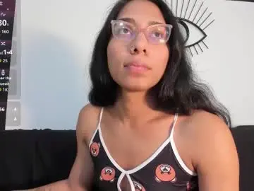 Chaturbate Best live sex cam show of emilygomezz