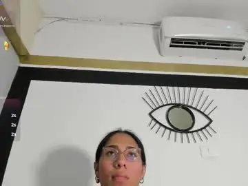 Chaturbate Watch Live Sex Cams of emilygomezz