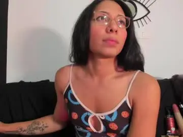 Chaturbate Live Sex Cam of emilygomezz