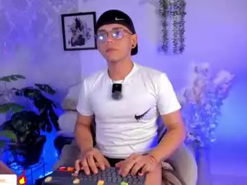 Chaturbate Adult Webcam of ibaby_crazy
