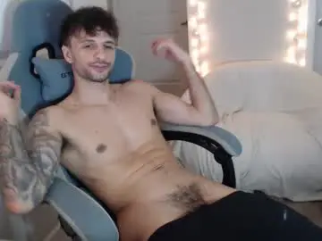 Chaturbate Live Sex Cam of papijakey