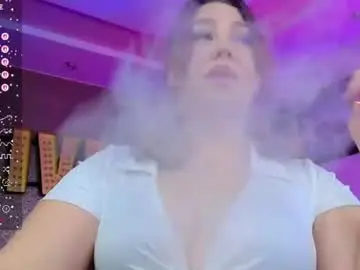 Chaturbate Best live sex cam show of lilumytrend