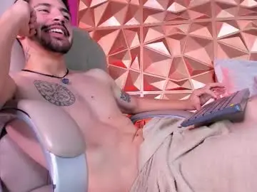 Chaturbate Live Sex Cam of alejandrostorm