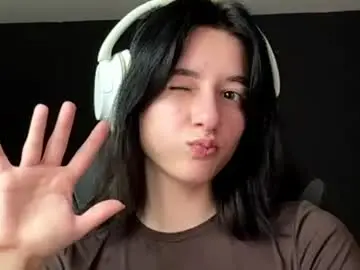 Chaturbate Live Sex Cam of merrillnoorigian