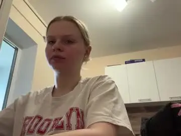 Chaturbate Watch Live Sex Cams of brittanyrumfelt