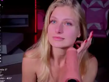 Chaturbate Live Sex of crystal_blond