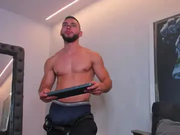 Chaturbate Adult Video Chat of louis_connor