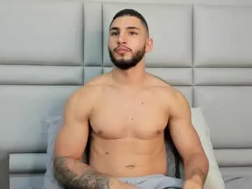 Chaturbate Best live sex cam show of louis_connor