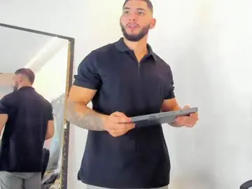 Chaturbate Adult Webcams of louis_connor