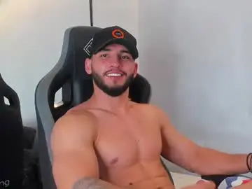 Chaturbate Live Sex Cam of louis_connor