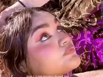 Chaturbate Live Porn of lauralei_01