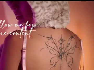 Chaturbate Live Sex Cam of little_vel