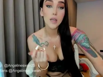 Chaturbate Live Sex Cam of angeline_swan