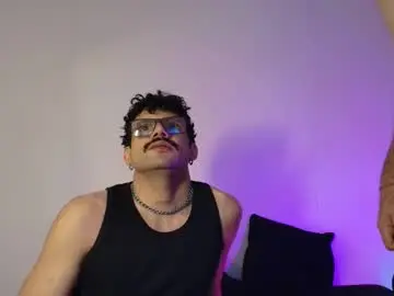 Chaturbate Free Live Porn of benjamin613999