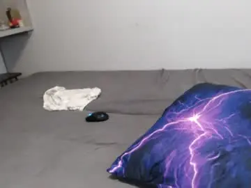 Chaturbate Live Sex Cam of cute_oliver