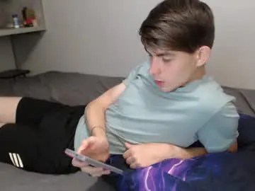 Chaturbate Live Porn of cute_oliver