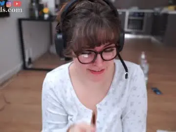 Chaturbate Adult Webcam of serareads