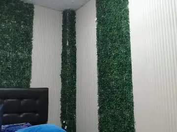 Chaturbate Free Live Porn of violet_angel13