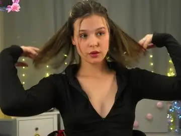 Chaturbate Free Porn Cam of lookatmehabibi_