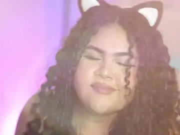 Chaturbate Best live sex cam show of lou_22_