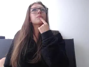 Chaturbate Free Live Porn of maddy_14