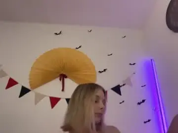 Chaturbate Watch Live Sex Cams of sexy_misses19