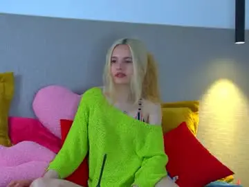 Chaturbate Free Porn Cam of lealamour