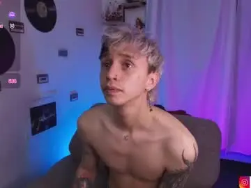 Chaturbate Best live sex cam show of nick_bangover