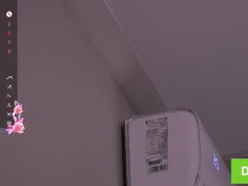 Chaturbate Live Sex Cam of waki_fuckie
