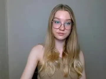 Chaturbate Sex Cam of abbymoore__