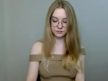 Chaturbate Live Sex Cam of abbymoore__