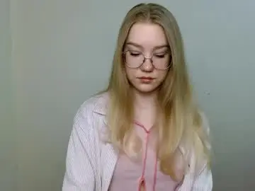 Chaturbate Nude Webcam of abbymoore__