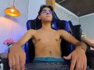 Chaturbate Adult Video Chat of davidcahs17_