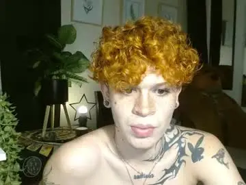 Chaturbate Nude Webcam of andreewwolffman