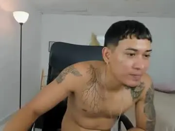 Chaturbate Best live sex cam show of carlitosex09