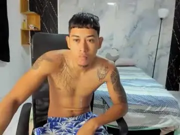 Chaturbate Free Porn Cam of carlitosex09