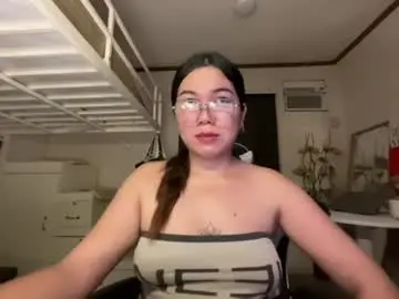 Chaturbate Best live sex cam show of foxieeealona