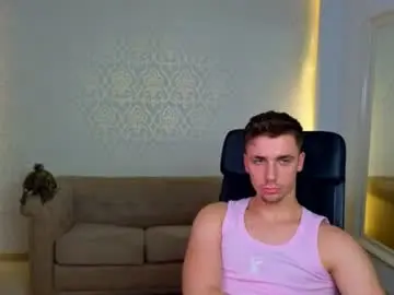Chaturbate Live Sex Cam of kellenwest