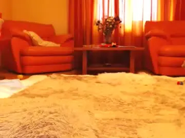 Chaturbate Live Sex Cam of andrasweetie