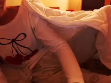 Chaturbate Sex Cam of andrasweetie